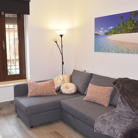 Apartamento San Jacinto Севилья Экстерьер фото