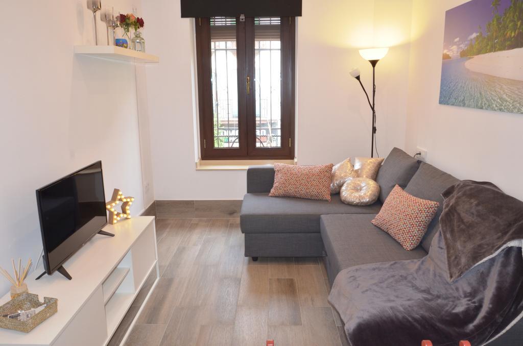Apartamento San Jacinto Севилья Экстерьер фото